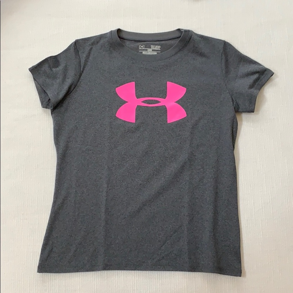 ❗️❗️NEW NEVER WORN❗️❗️ Under Armor Shirt
